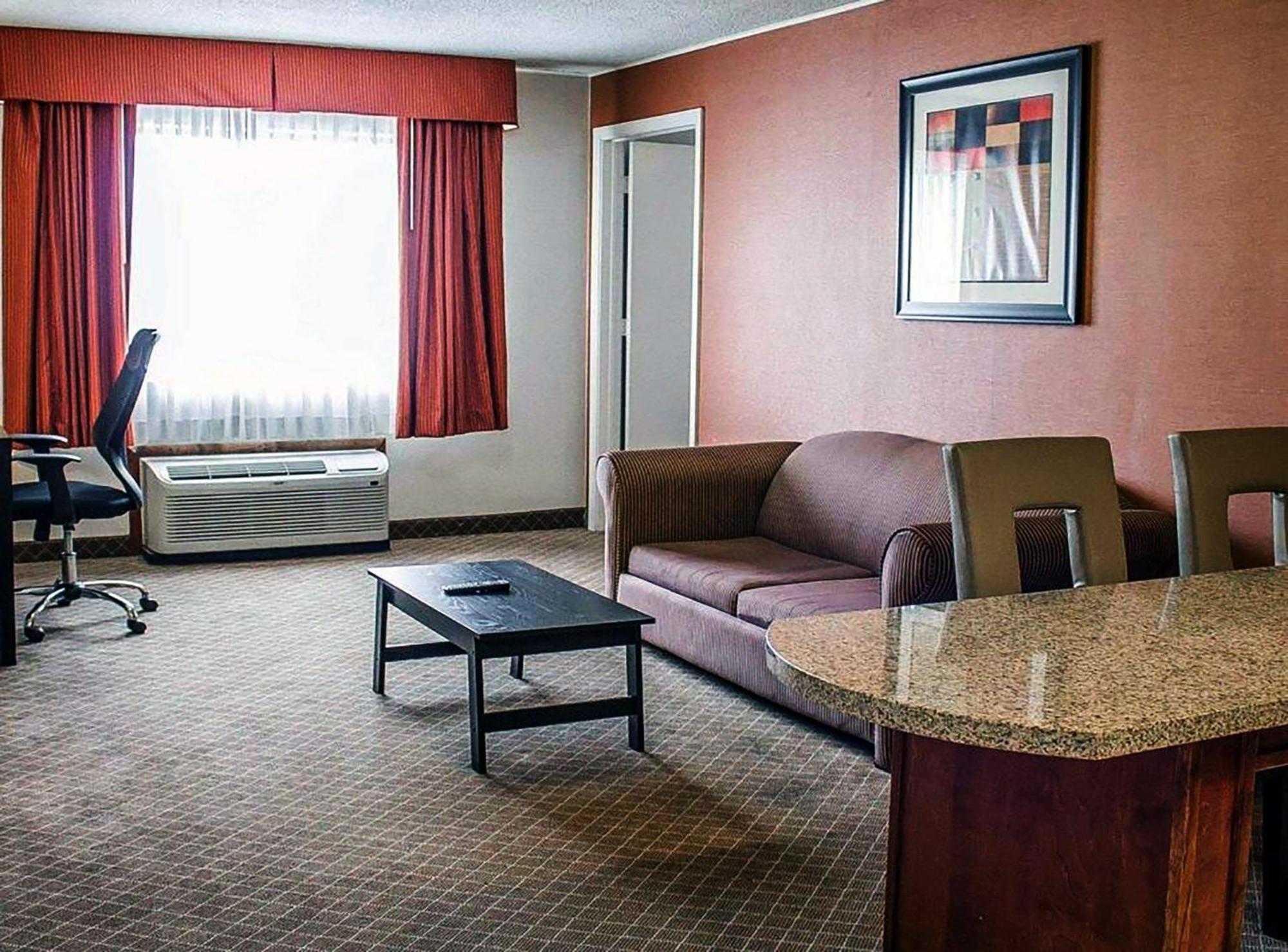 Hotel Norwood Statefair Grounds 2*